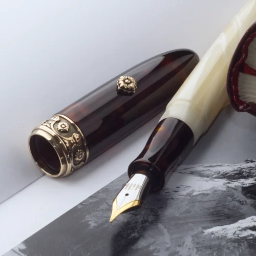 NovoBaroque Fountain Pen